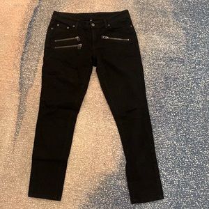 CARMAR Black Skinny Jeans with Zipper Detail